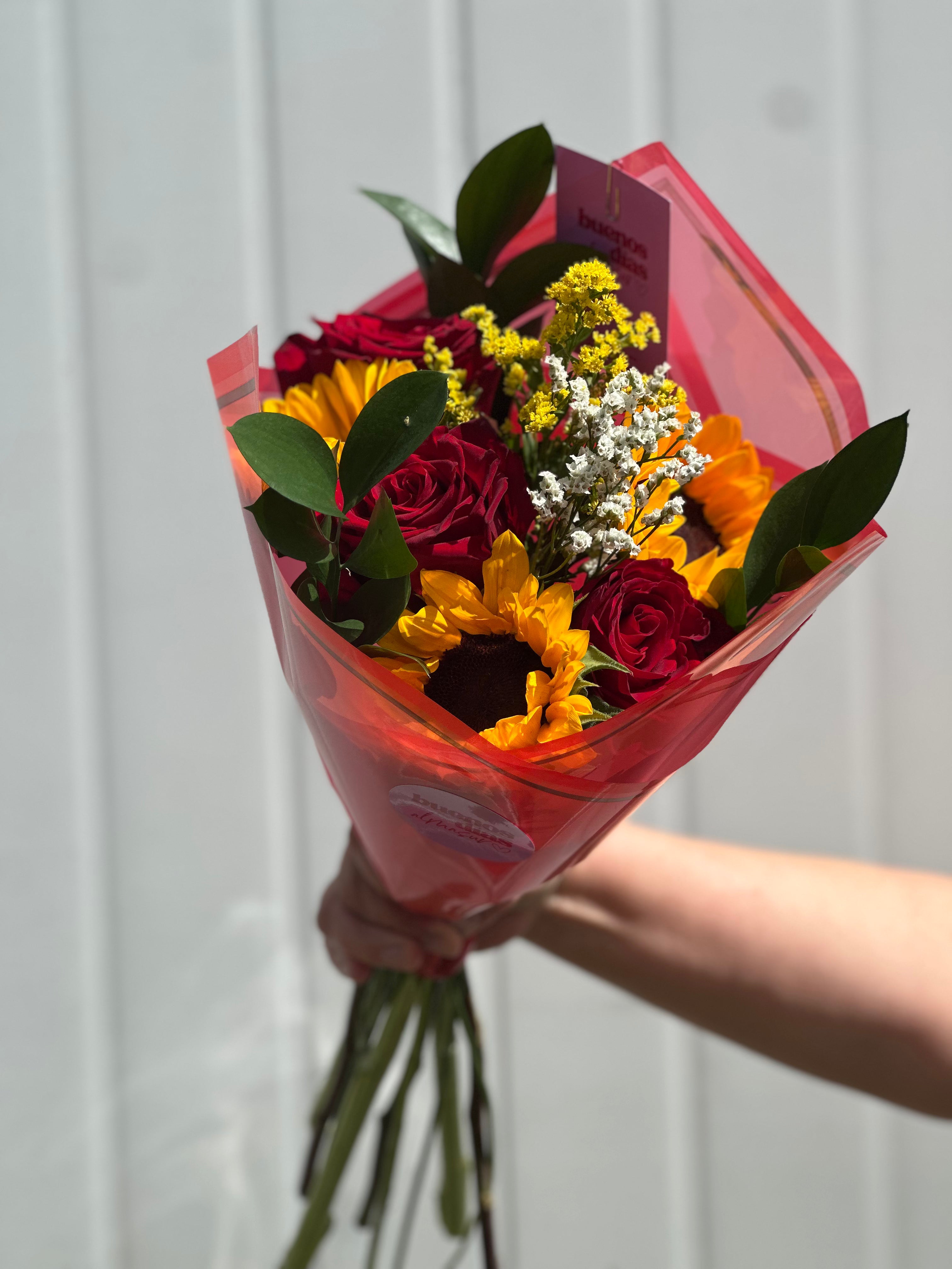 Ramo Girasoles y Rosas