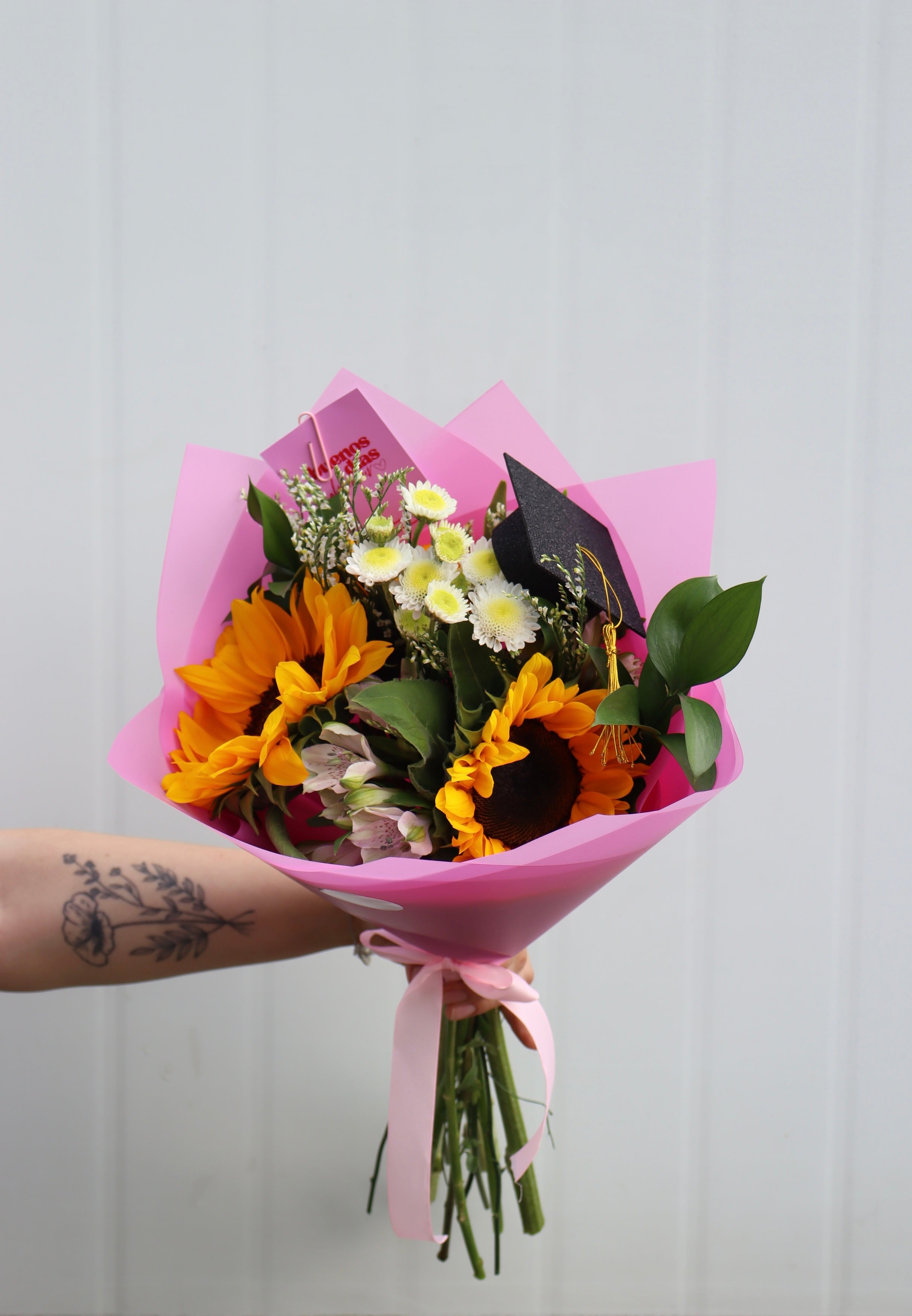 Ramo Mix Graduación con Girasoles y Birrete 🎓🌻